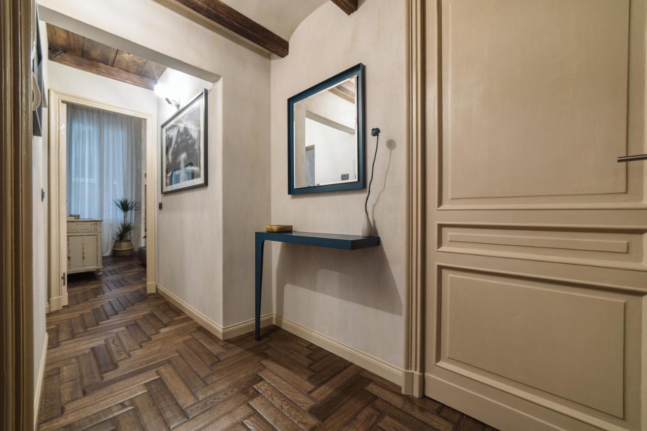 Nil Sine Deo Apartment